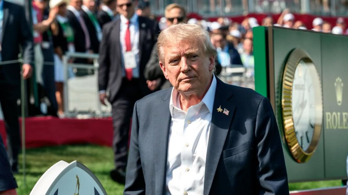 Trump Pertimbangkan Serang Kartel Narkoba Venezuela yang Beroperasi Lewat Darat