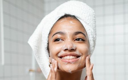 Pakar Sebut Skincare Berbahan Dasar Retinol Tak Perlu Disimpan di Kulkas