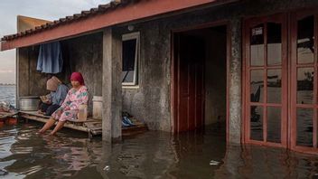 Kebumen Rendam Rumah Warga dan Pondok Pesantren的洪水