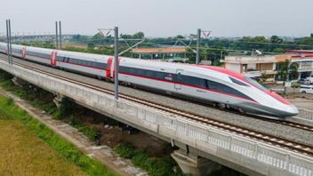 KCICは運輸省とともにジャカルタ-バンドン高速鉄道施設の初回試験を実施