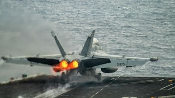 جاكرتا (رويترز) - اعترضت سفن حربية إلى طائرات حربية أمريكية عشرات الطائرات بدون طيار من الهجوم الإيراني على إسرائيل