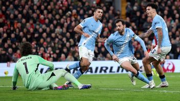 Man City menace Arsenal après avoir battu Liverpool au dernier minute de la pénalité