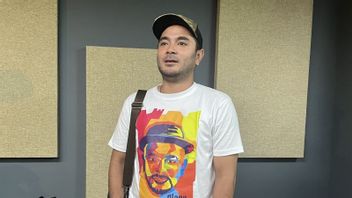 Marthino Lio Shows His Singing Ability In Glenn Fredly The Movie