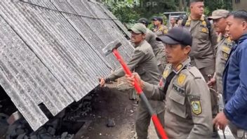 폭력적인 24 개의 건물을 푸נק팩 라인에 정리하는 폭력적인 폭력, Satpol PP Bogor