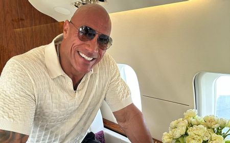 Dwayne Johnson dan Jason Momoa Beri Dukungan untuk Korban Kebakaran Maui