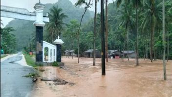 Berita Gunung Kidul: Banjir Rendam Kampung Nelayan Sadeng Di Gunung Kidul