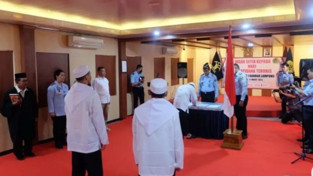 3 Terrorism Convicts At Bandar Lampung Class I Prison Pledge Allegiance To Republic Of Indonesia