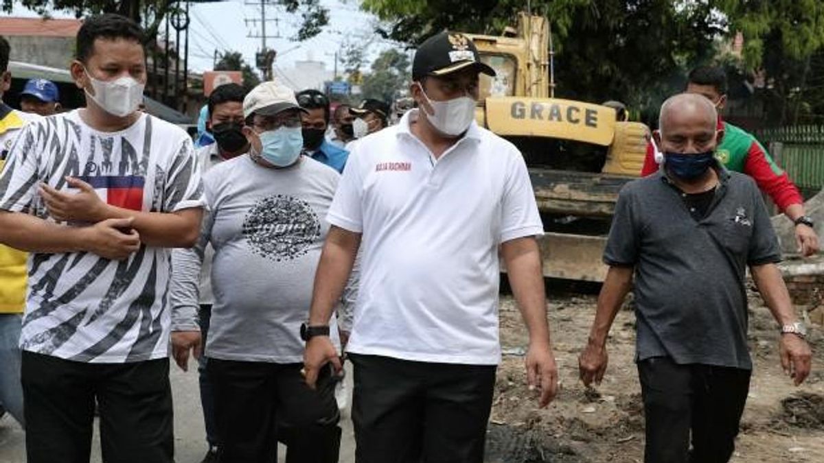 Résidents De Medan: Merci M. Le Maire Bobby