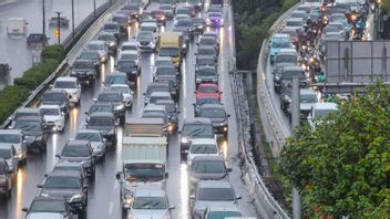 الاختناقات المرورية في جاكرتا تتسبب في خسائر قدرها 71.4 تريليون روبية إندونيسية لإهدار 2.2 مليون لتر من الوقود