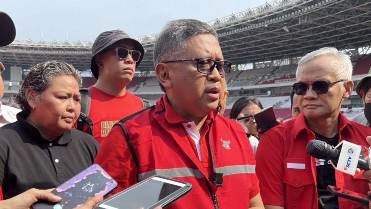 Daftarkan Bakal Caleg ke KPU, PDIP Tampilkan Iringan Parade Kebudayaan