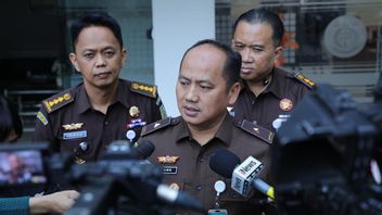 Tak Hanya 5 Mobil, Kejagung Turut Sita Rupiah hingga Valas milik Riza Chalid