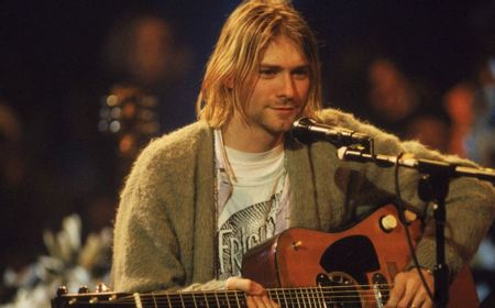 Andai Kurt Cobain yang Ada di Atas Panggung Astroworld