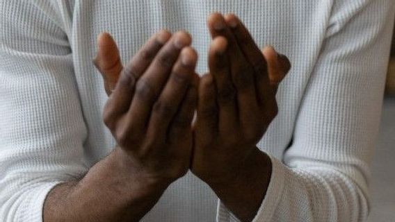Doa Agar Orang Takut dan Tunduk Kepada Kita untuk Perlindungan Diri