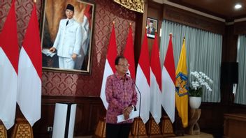 الحاكم كوستر ينسق مع الحكومة المركزية يقترح فتح رحلات جوية من الصين إلى بالي