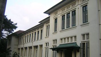 西爪哇DPRD提醒Maung学校的潜在差距