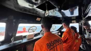 Search For Drowning Tourists On Parangtritis Beach, 5 Comb SAR Teams Including From The Air