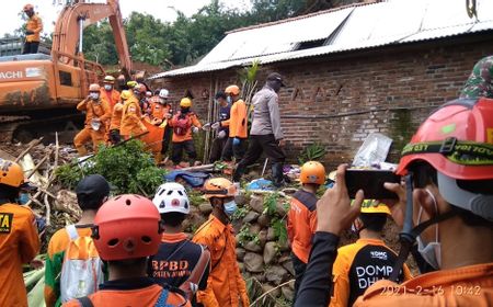 Sebanyak 101 Korban Longsor Nganjuk Masih Mengungsi di SDN 3 Ngetos