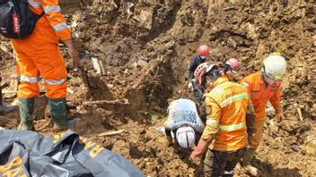 2 Jenazah Korban Gempa Cianjur Dievakuasi dari Tanah Sedalam 7 Meter