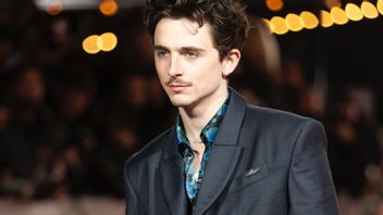 Naik Sepeda ke Premiere, Timothée Chalamet Kena Denda Rp1,2 Juta