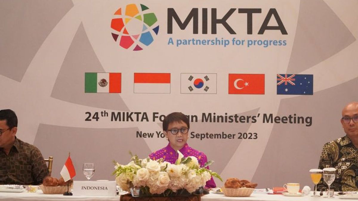 インドネシアは、MIKTAが二極化した世界で前向きな力になることを奨励する