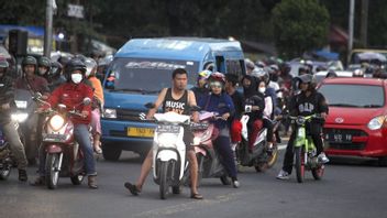 الوعي المروري المنظم يزداد سوءا ، شرطة سيمارانج مستعدة لإعادة إصدار التذاكر اليدوية