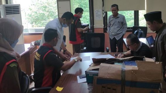 Kasus Dugaan Korupsi Dana Hibah, Kantor KONI Digeledah Kejati Sumsel