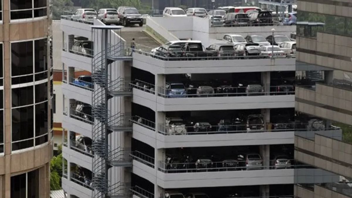 Having Great PAD Potential, DKI Jakarta Parking Management Needs A Strategy