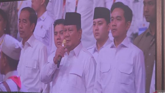 elon : Jokowi et Gibran s'arrêtent à Apit Prabowo lors du match de Gerindra