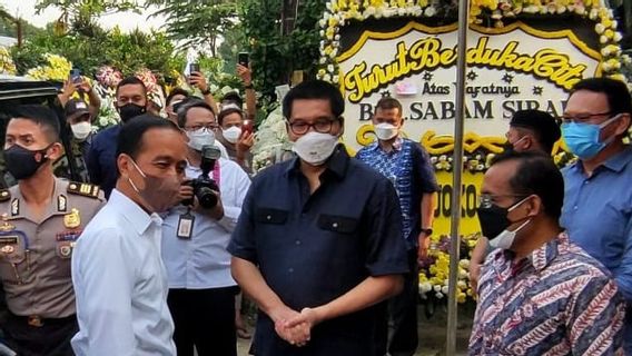 Momen Reuni Jokowi-Ahok di Rumah Duka Sabam Sirait 