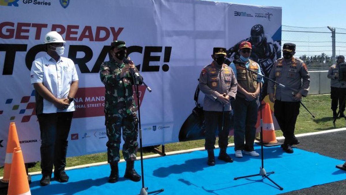 TNI司令官は、マンダリカで世界のスーパーバイクの準備をチェックします