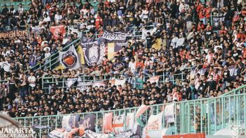 How The Jakmania Minimizes Supporter Violence: Applys Understanding Organizational Rules Starting From The Basic Level