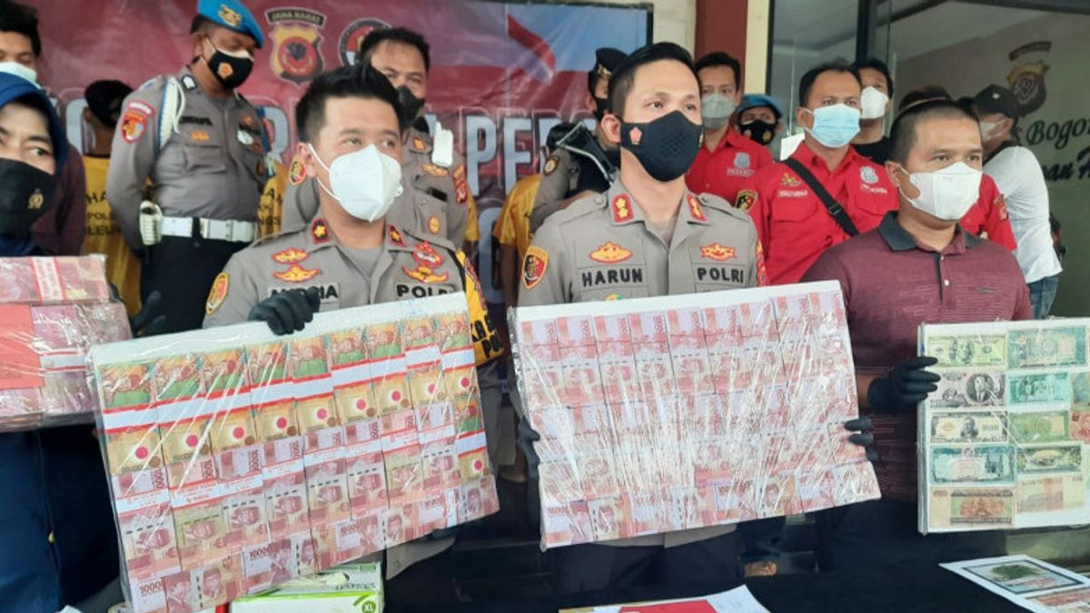 Polres Bogor Sita Rp1,5 Miliar Uang Palsu dari Dukun Pengganda Uang