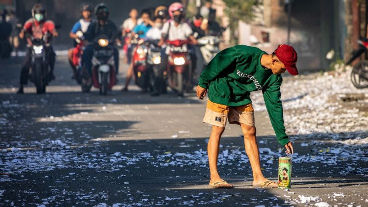 People Who Live Near Pertamina's Refineries Are Asked Not To Light Firecrackers During Eid