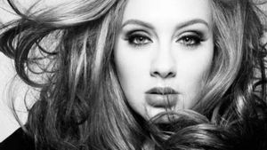 Makna Lagu Don’t You Remember oleh Adele: Kehilangan, Kerinduan, dan Penyesalan