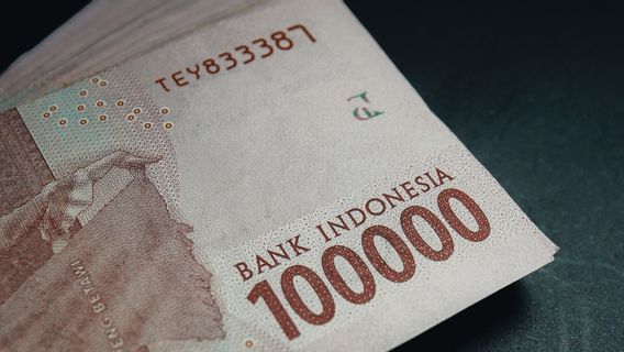 Banyak Sentimen Positif, Rupiah Senin Pagi Malah Melemah ke Level Rp14.900-an