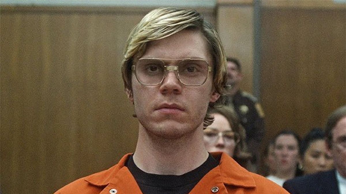 مليء بالجدل ، Dahmer يصبح المسلسل الأكثر مشاهدة على Netflix