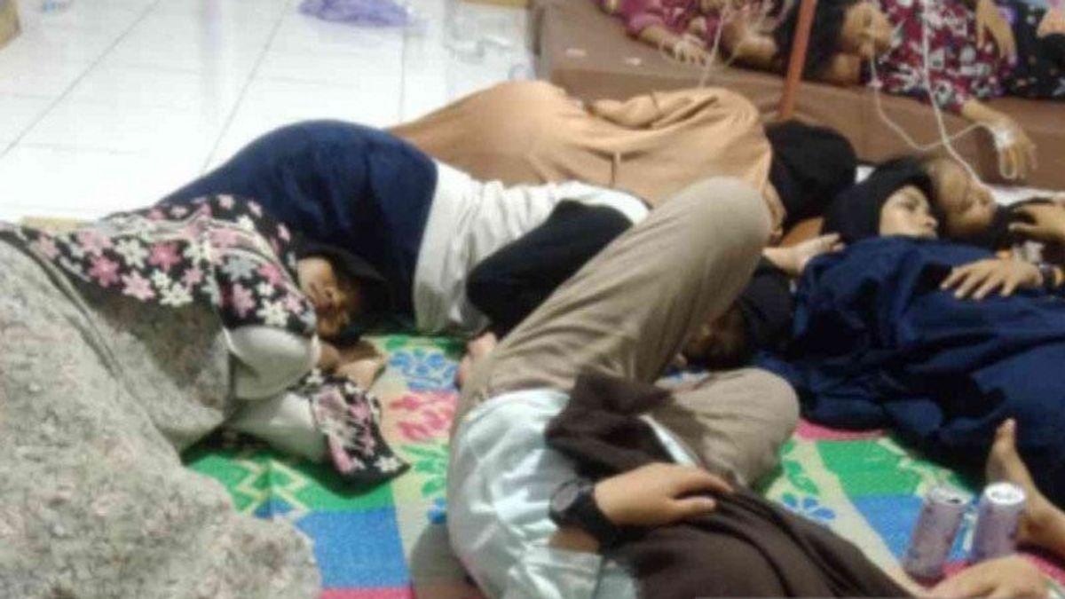 70 élèves De L’internat Islamique As-Shofiyani Bekasi Ont été Empoisonnés Après Avoir Rompu Leur Jeûne, La Police Enquêtant Immédiatement Sur Le Donneur De Nourriture