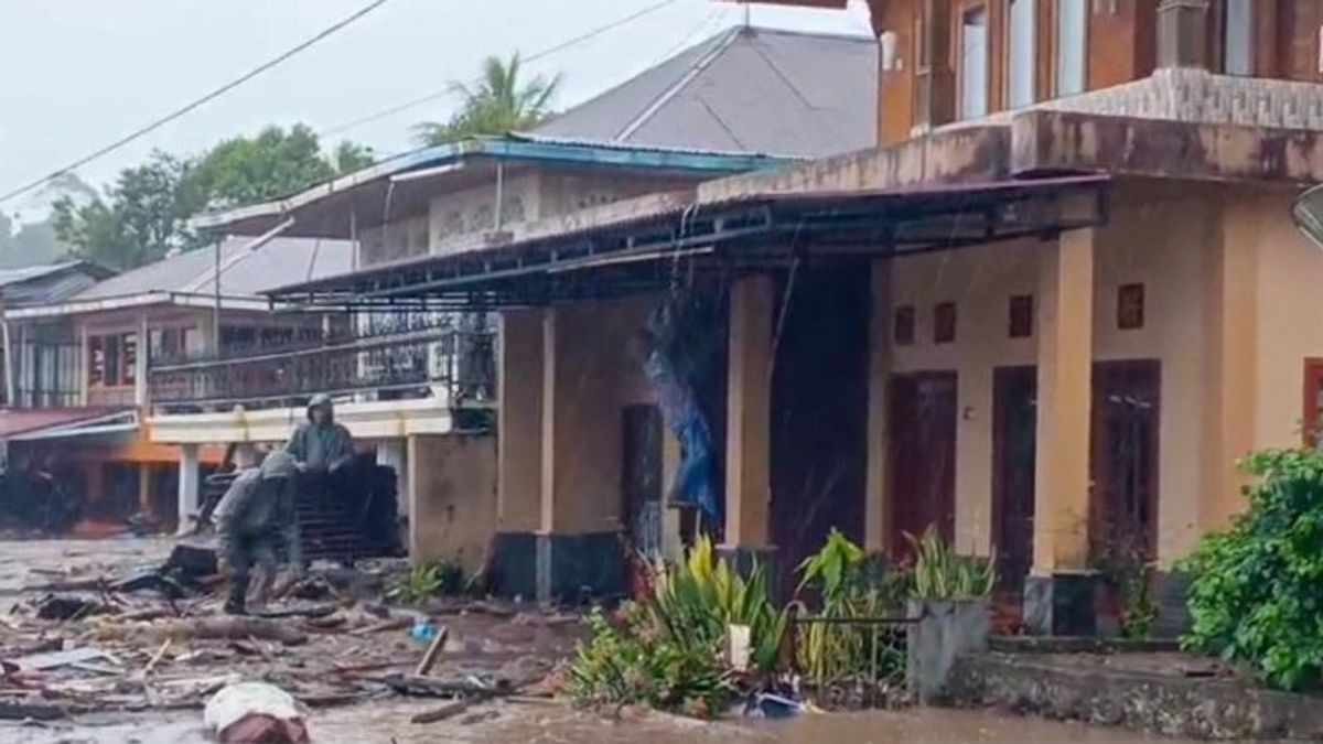 3 Orang Tewas Tersapu Banjir Bandang di Malalak Agam Sumbar, SAR Terus Cari Korban