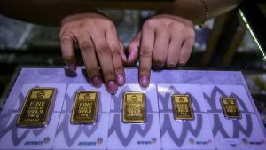 Antam Gold 가격은 <i>Ceban</i> 가격을 그램당 IDR 1,308,000로 인하합니다.