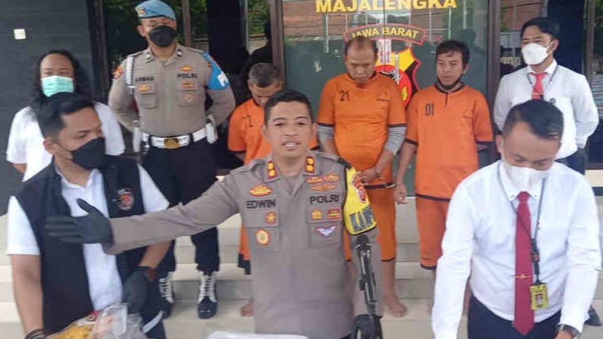 Tipu 21 Orang Dengan Kedok Travel Umrah, Polres Majalengka Penangkap 3 Pelaku Ini