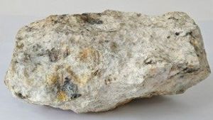 中国は14種類の鉱物の埋蔵量を支配し、17種類の鉱物の生産で世界をリードする