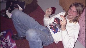 FBI Rilis Dokumen Rahasia Kematian Kurt Cobain Setelah 27 Tahun Berlalu