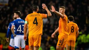 AS Roma Bangkit dan Kalahkan Rangers dalam Tempo Kurang 15 Menit