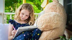 Manfaat Menulis Diary bagi Anak-anak, Lebih dari Melatih Keterampilan Berbahasa