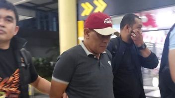 corruption 8,57 milliards de roupies achetant des outils de pratique SMK Jambi arrêtés à Bandung