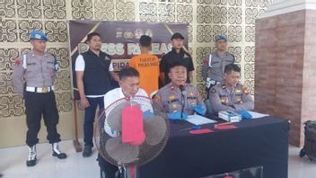    Polres Jembrana Tangkap Pencuri Televisi dan Kipas Angin Milik Pura Dangintukadaya