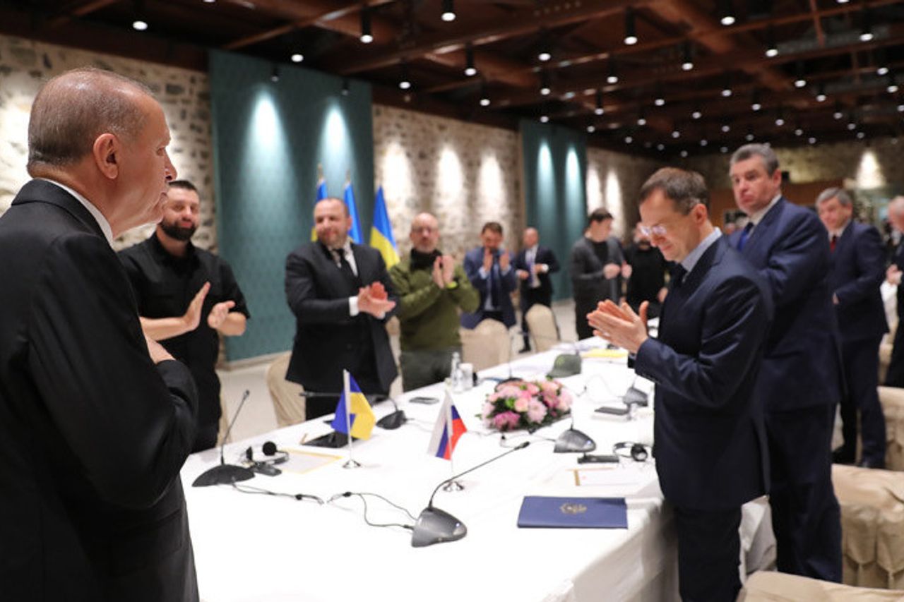 Russia Promises To Reduce Military Operations, President Zelensky: Ukraine Learns During 34 Days Of Invasion And 8 Years Of The Donbass War