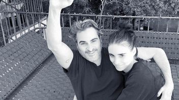 Joaquin Phoenix dan Rooney Mara Dikaruniai Anak Pertama