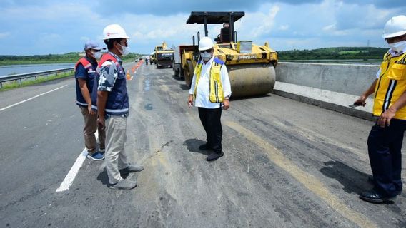 Instruction Stricte Du Ministre Basuki Au BUJT, Avril 2022 Les Réparations Du Péage Trans De Sumatra Doivent être Achevées