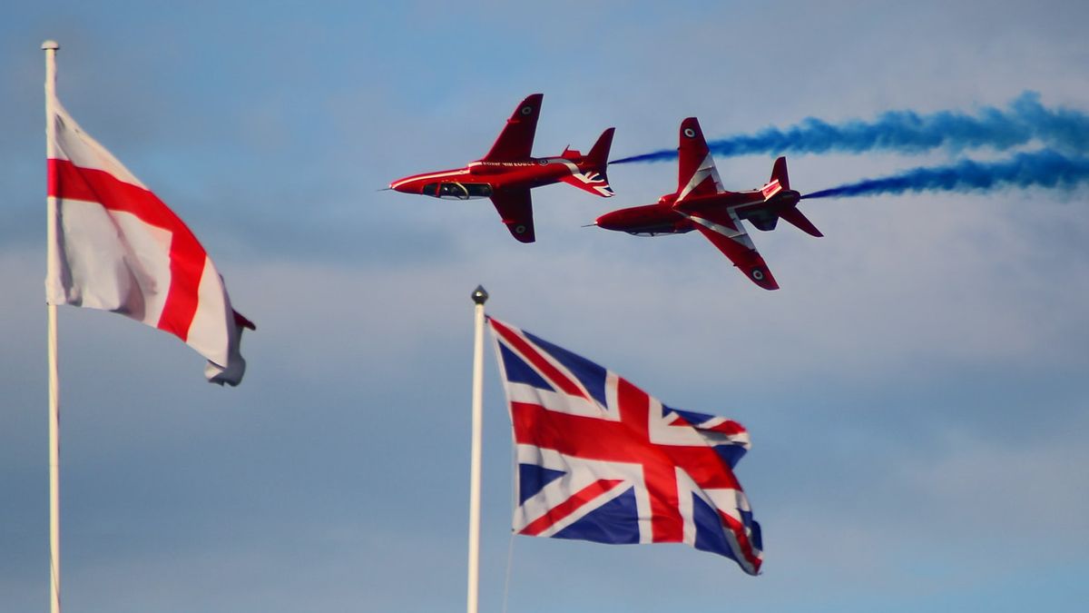 المملكة المتحدة تزيل إندونيسيا من القائمة الحمراء للسفر